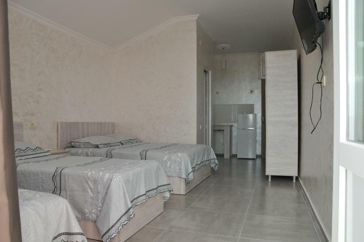 Hôtel Giomari à Ureki Extérieur photo