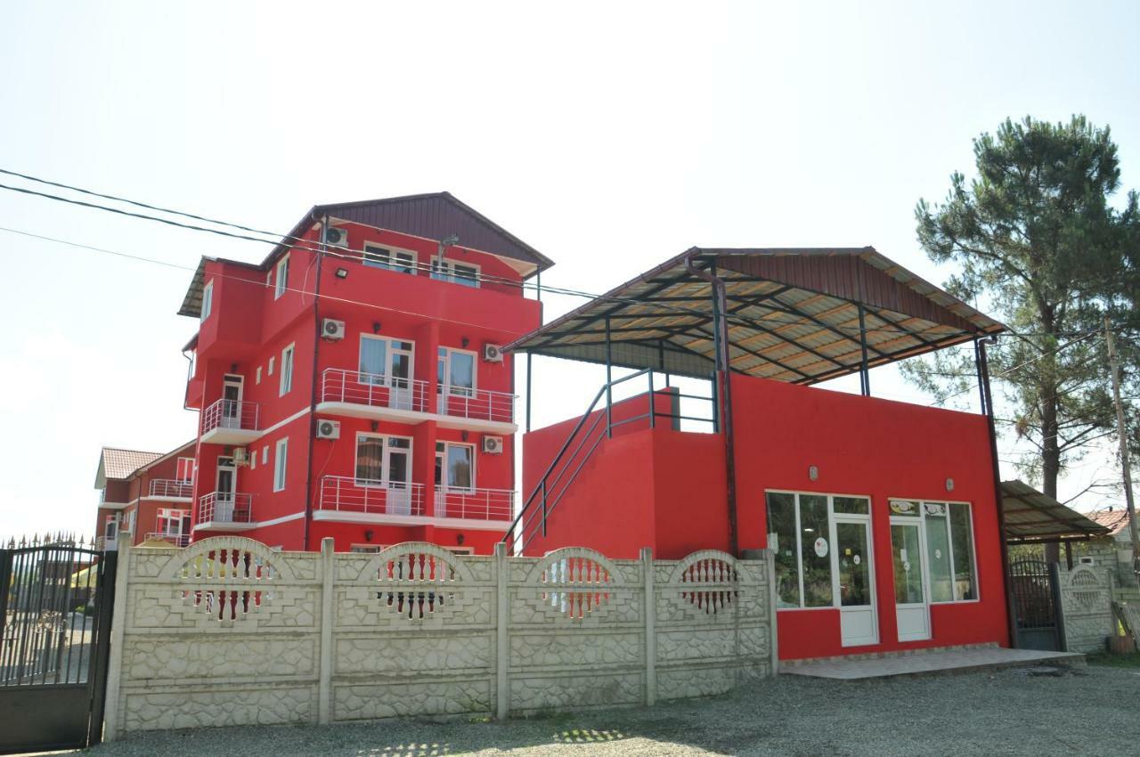 Hôtel Giomari à Ureki Extérieur photo